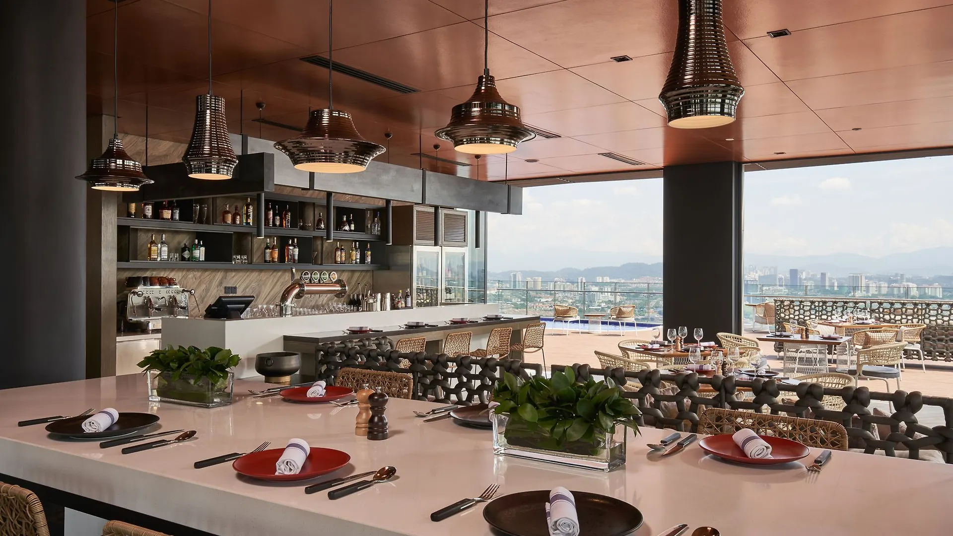 Le Meridien Petaling Jaya 5*,